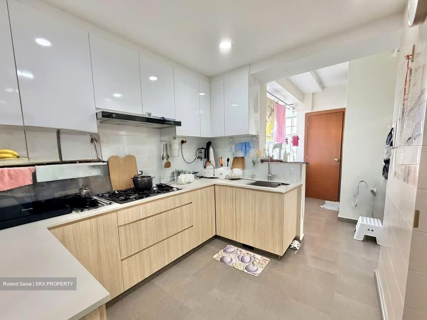 Modena (D18), Condominium #588143091
